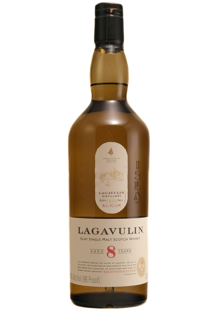 Lagavulin 8 YR  Single Malt Scotch Whisky